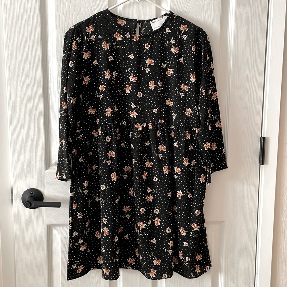ASOS DESIGN smocked floral dot mini